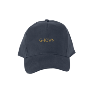 Gouden G-TOWN baseball cap met subtiel logo en verstelbare pasvorm